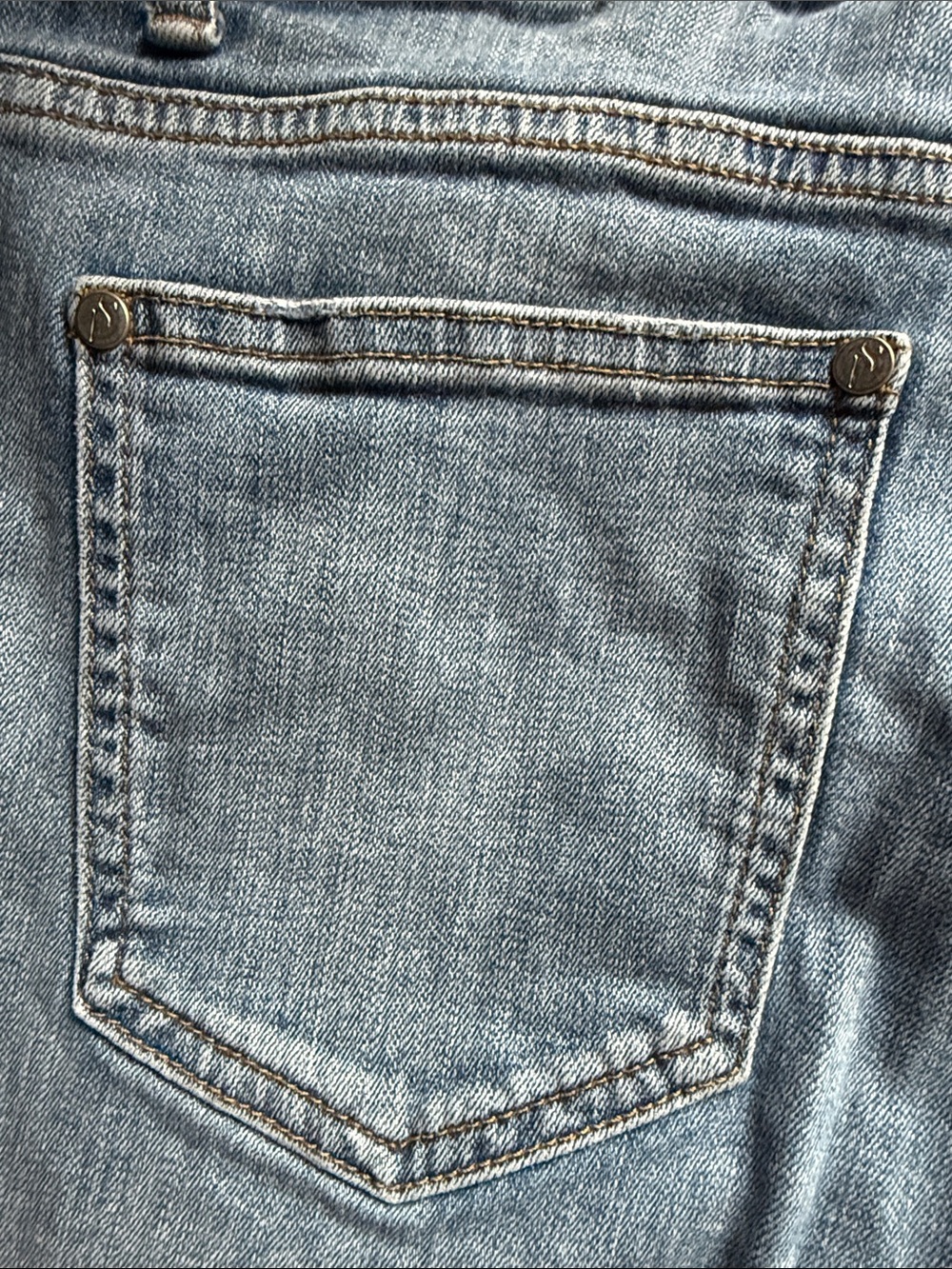 Simply Vera Wang Women’s Size 8 Medium Blue Straight Leg Jeans - Picture 9 of 9